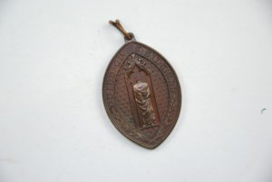 RAMM Guild of St Sidwells medal front - Ref. Royal Albert Memorial Museum and Art Gallery, Exeter